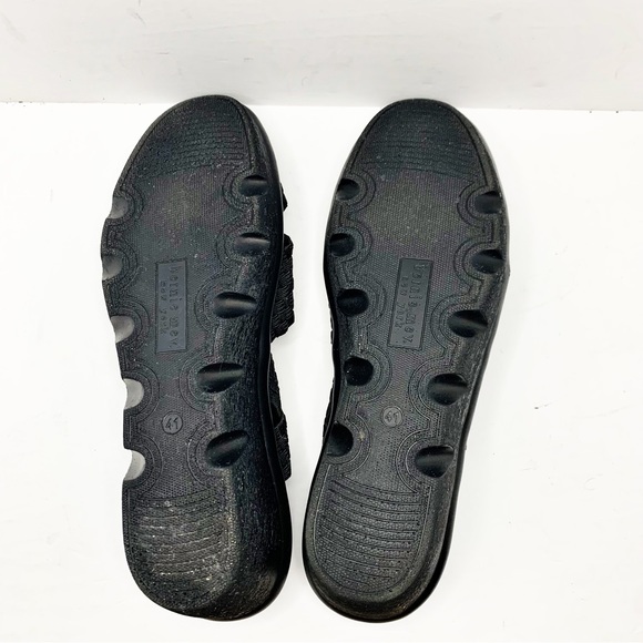 Bernie Mev Lihi Brighten Black Elastic Basketweave Wedge Sandals  - Size US 9.5 - Picture 7 of 9